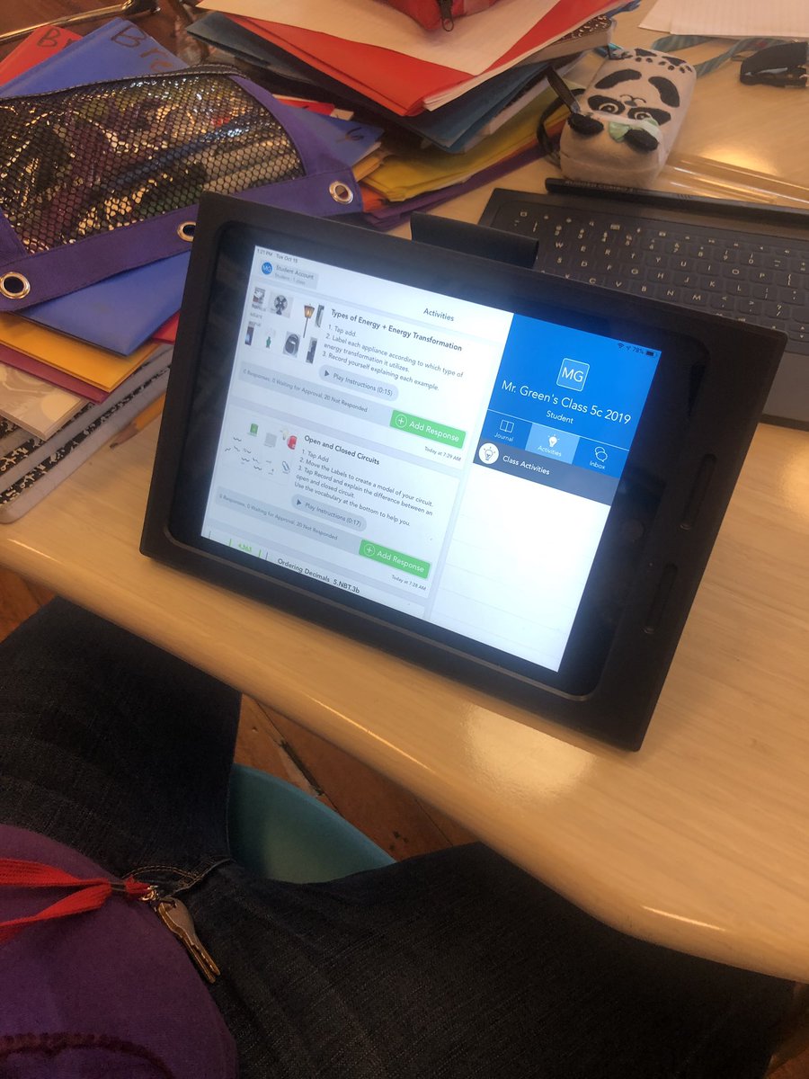 mvabadie's tweet photo. The students in @MrGrizzle2 @WilemonSTEAM @WaxahachieISD class were engrossed with their @Seesaw lesson about circuits! I adore the layered learning happening in this classroom! 🙌🏻 #wisdstem #wisdscience https://t.co/FfgsIVr8Ra