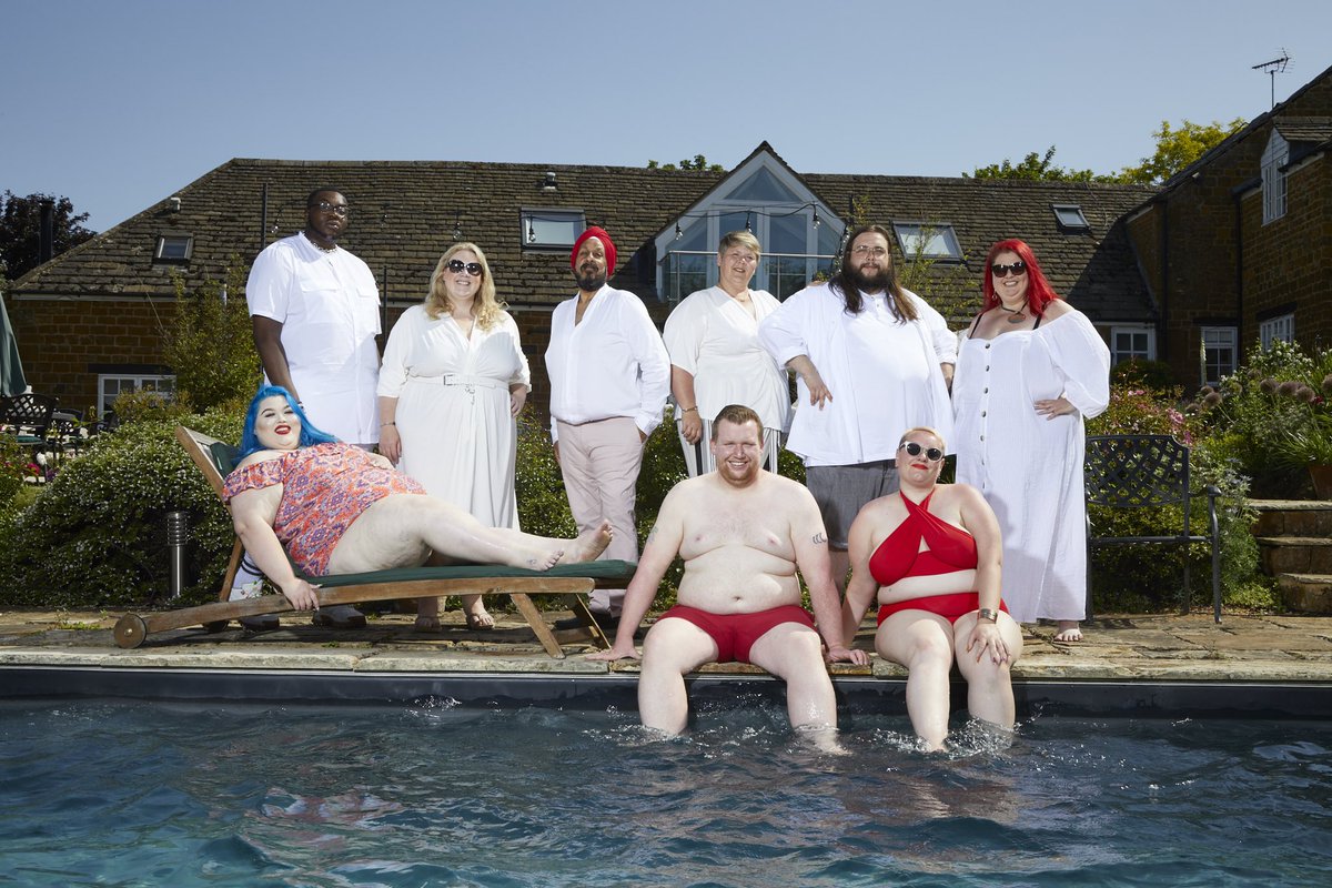 BrocqSarah's tweet photo. So the secret is out! I am part of a 2 part documentary called ‘Who are you calling Fat?!’ Coming soon to BBC2! Keep your eyes peeled! #whoareyoucallingfat #obesity @ObesityUK_org #bbc2 #documentary #loveproductions https://t.co/PJdYUc1kmz