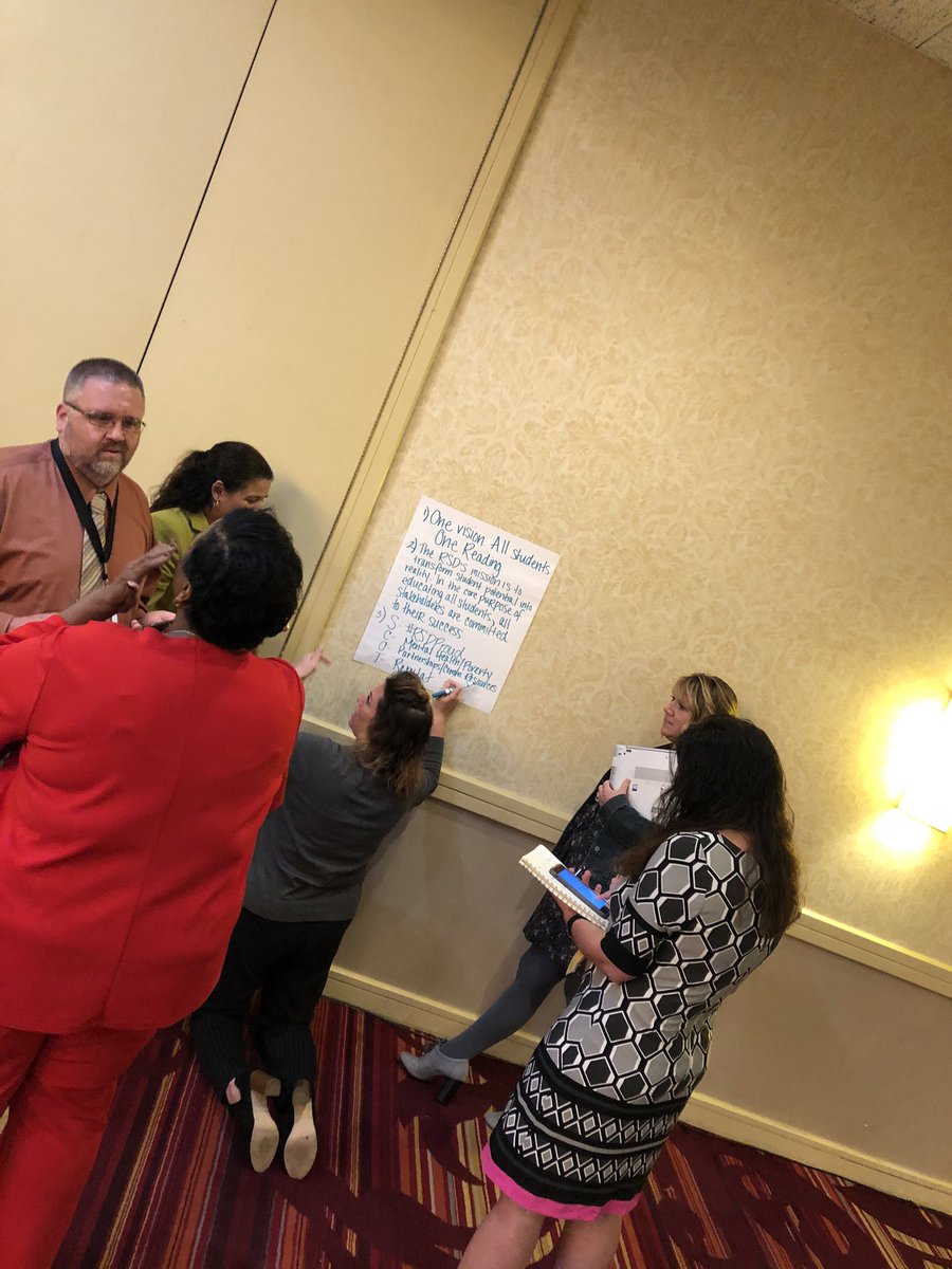 PaigeWeitzel1's tweet photo. Excellence in Equity Leadership  work with Dr. Tyrone Howard #RSDProud https://t.co/BPQm0JTl4O
