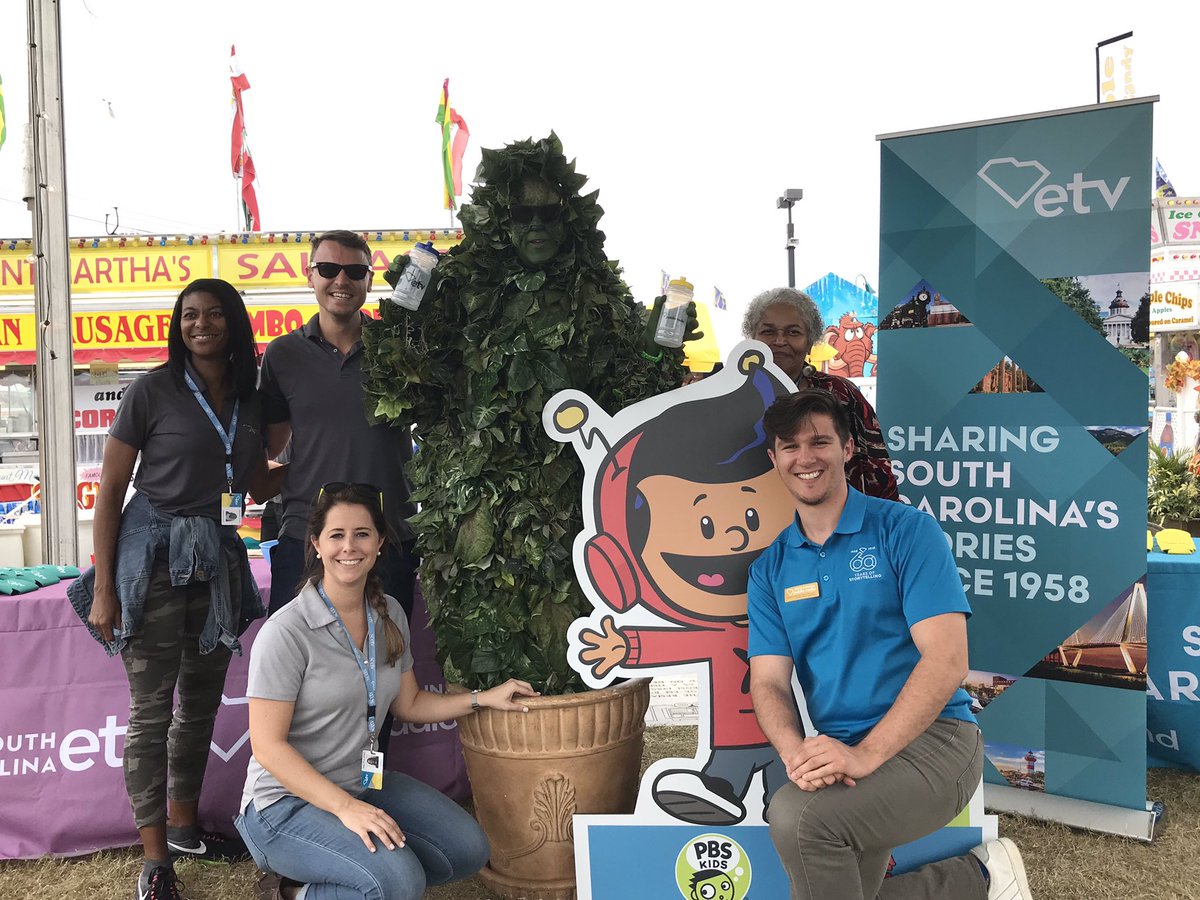 SCETV's tweet photo. Getting ready for tonight’s live taping of @MakingItGrow at the @SCStateFair with the fair’s Plant Man! #TeamSCETV https://t.co/hur2hIqr6S