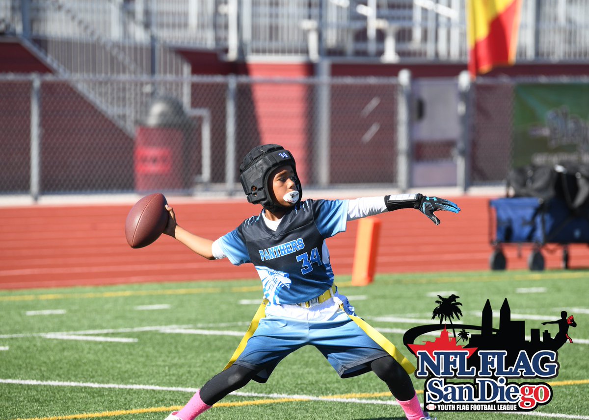 Check out the arm on this kid! Wow! #NFLFlagSD #SanDiego #GridIron #SquadUp #5v5 #GameBreakerHG #HeadGear #ProtectThePlayer #ProtectTheGame #Gamebreaker #kristijophotography <a href="/KristiJoPhotogr/">Kristi Jo Aguirre</a>