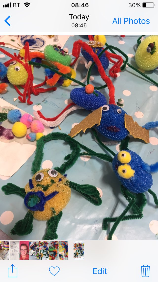 HPedican's tweet photo. Di iawn pawb! Well done everybody! @rhosstreet clwb celf wythnos yma | art club this week... @HPedican #spookycrafts #sparkletastic https://t.co/VOVmrnS1i4