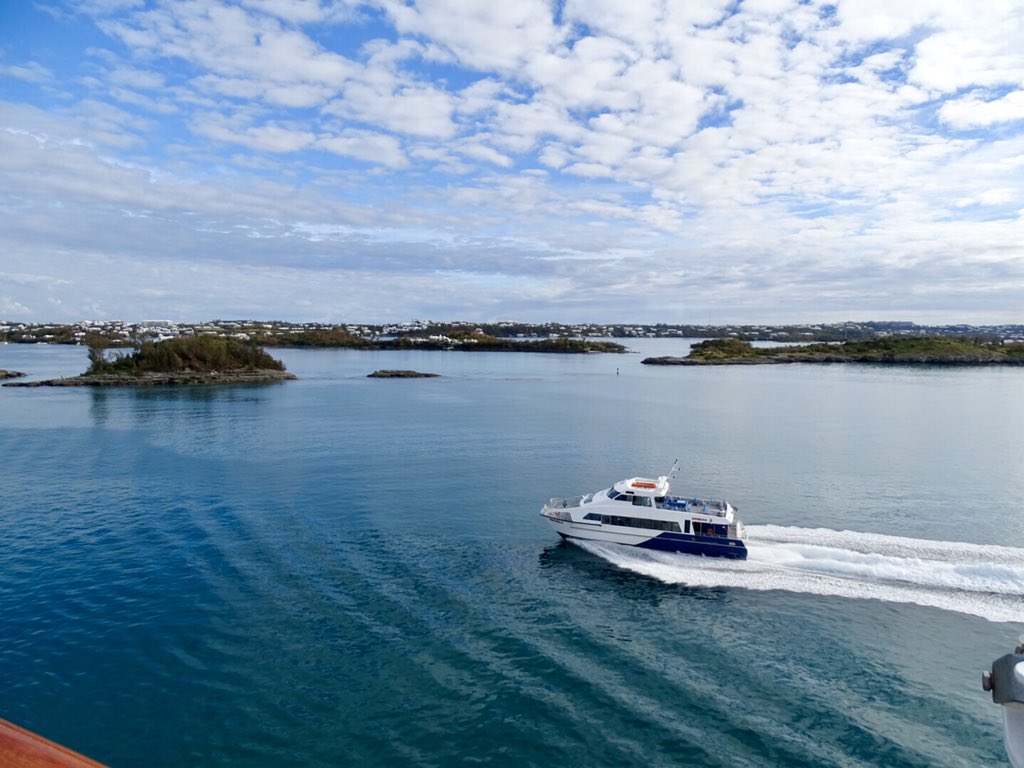 sheiladavies_'s tweet photo. Beautiful Bermuda really enjoyed touring the island on such a Bermudaful day ❤️⚓️🚢🇧🇲
@VikingCruises #Bermuda #bermudafulday
#myvikingstory #myvikingjourney
#vikingSun
#VikingOceanCruises
#VikingCruises
#Cruising
#beautifuldestinations #instapassport
#wonderlust https://t.co/8G5NqPSJxY
