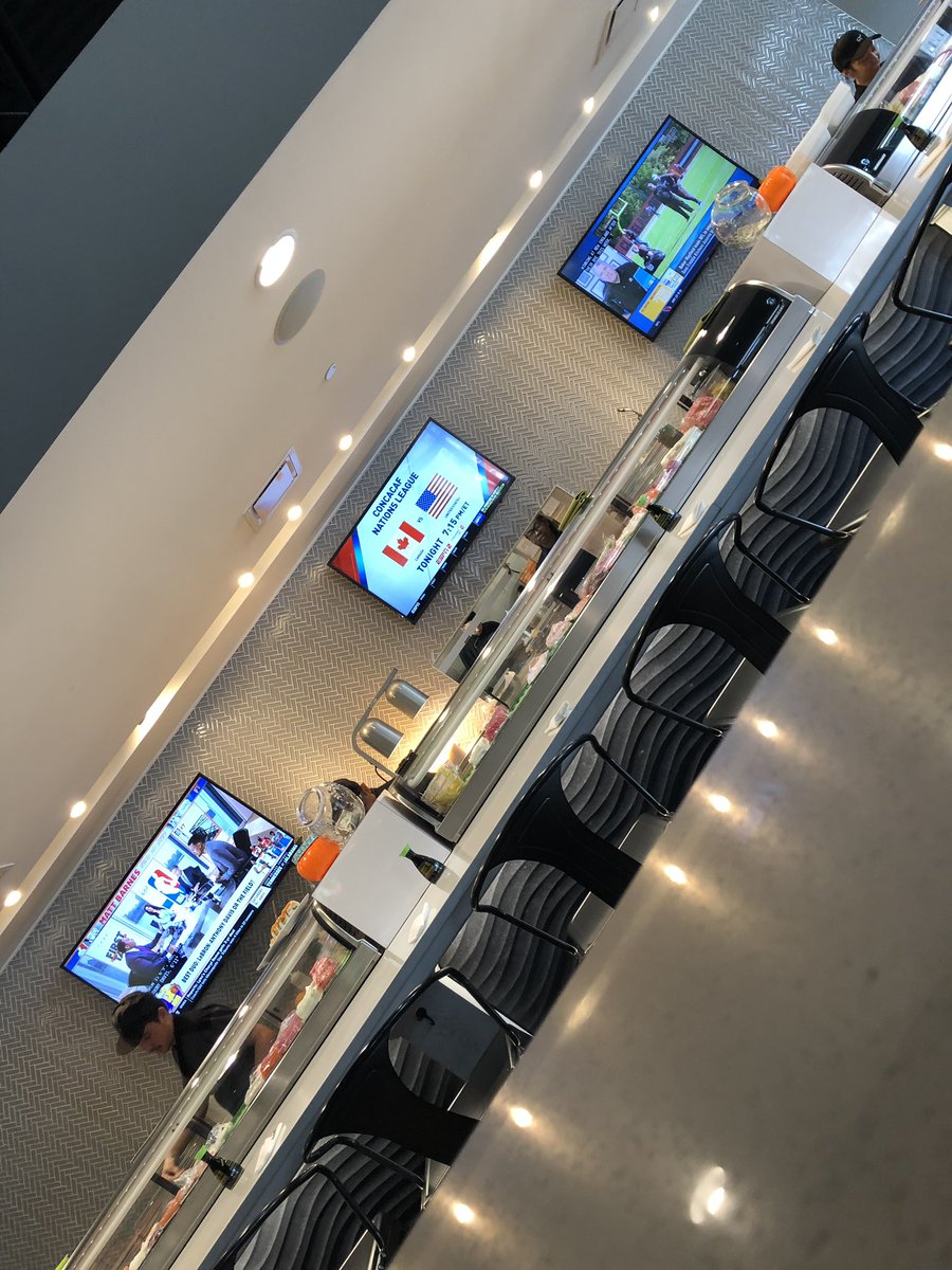 SAportis's tweet photo. #CUlunchlocal eating at Sushi 🍣 Nine @coastal24 #Coastalinthecommunity https://t.co/Xb2SspWesB