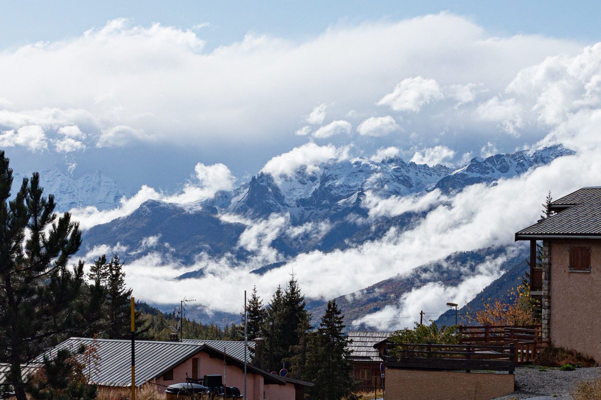 snow_cab's tweet photo. Here’s comes the snow 😁🤩😍🏔⛷🏂 ❄️ 
.
.
.
.
.
#snowcab #skitransfers #sun #love #mountains #travel #outdoors #snowboard #photography #explore #draw #naturephotography #ski #snow #photooftheday #nature #rain #mountain #snowboarding #hautealps #sunset #winter  #instagood #sky https://t.co/iN7LImMfeh