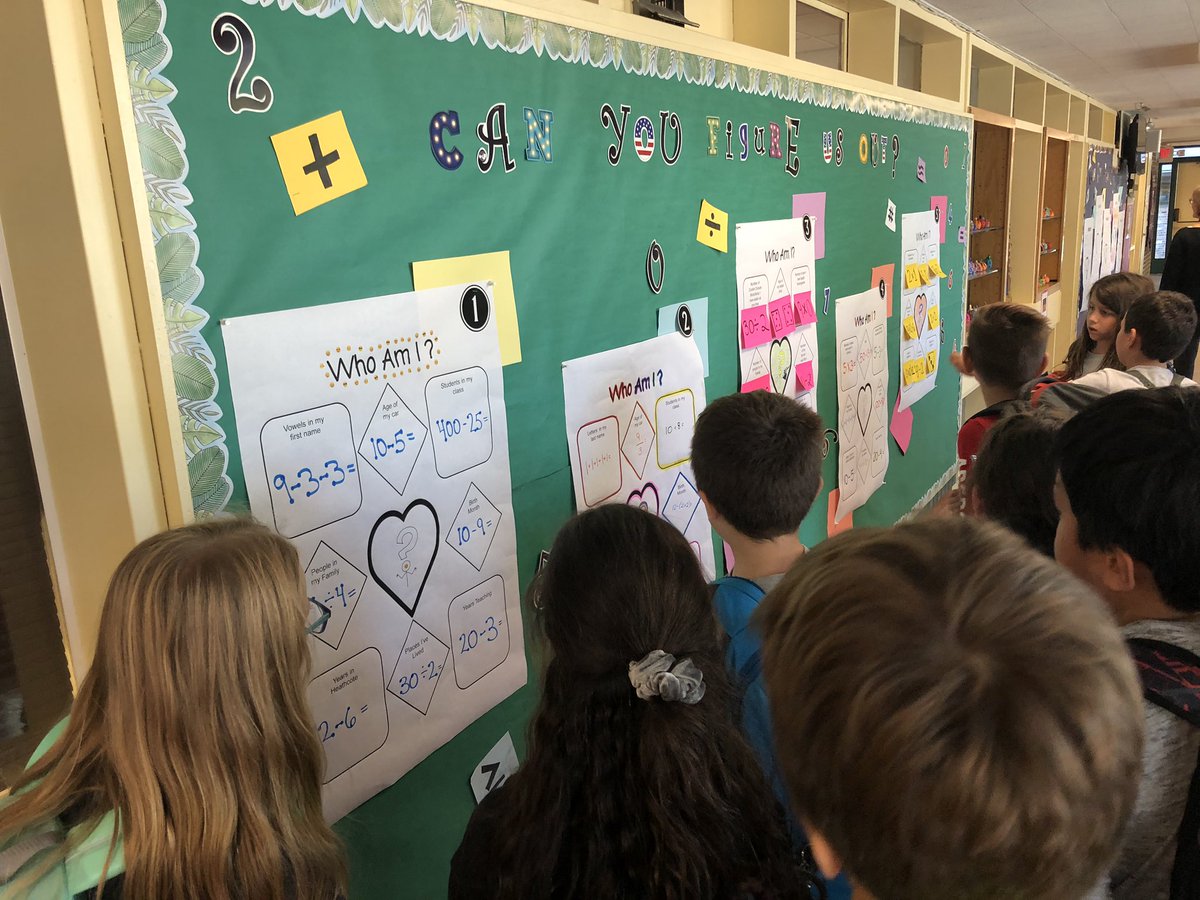 Mrs_Rago's tweet image. Happy World Math Day!!! @MsRickard4 @Mrs_Volpi #heathcotepride #pascalstriangle #figuremeout #buddies