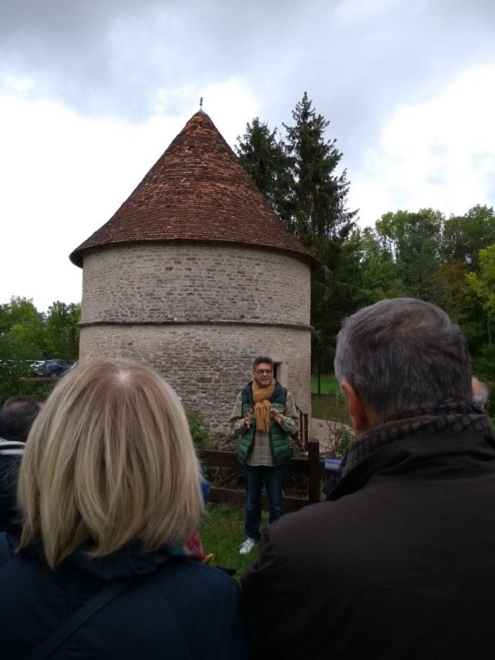poln52's tweet photo. #Marac 💒, un village riche de plus de 900 ans d’histoire qui se visite dans la bonne humeur et la convivialité d’un feu à la cheminée 🔥 et la gourmandise des saveurs 😋 du terroir de #HauteMarne 💚 #GrandEst ! ⏩ https://t.co/5CrILKSinu https://t.co/U4o8ghLhNw