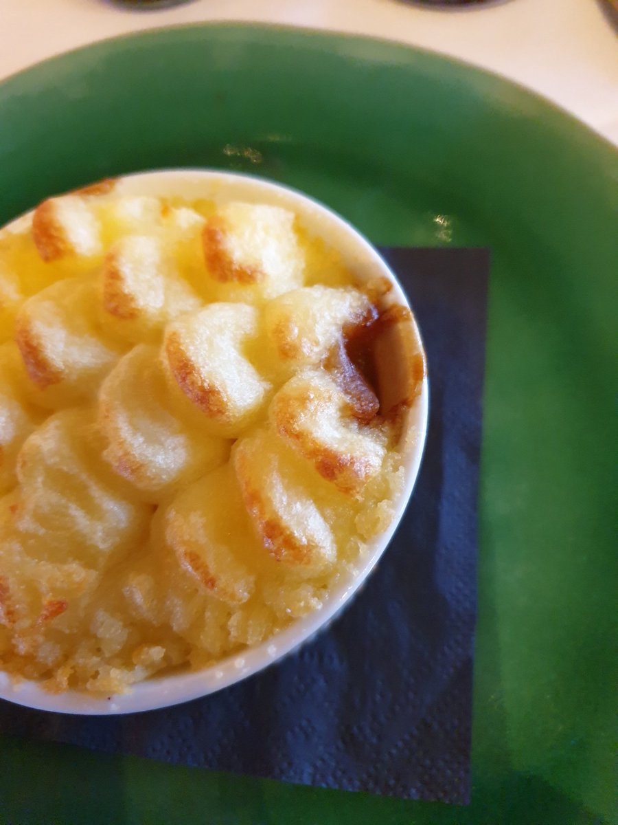 Hazelnuts Catering tweet media