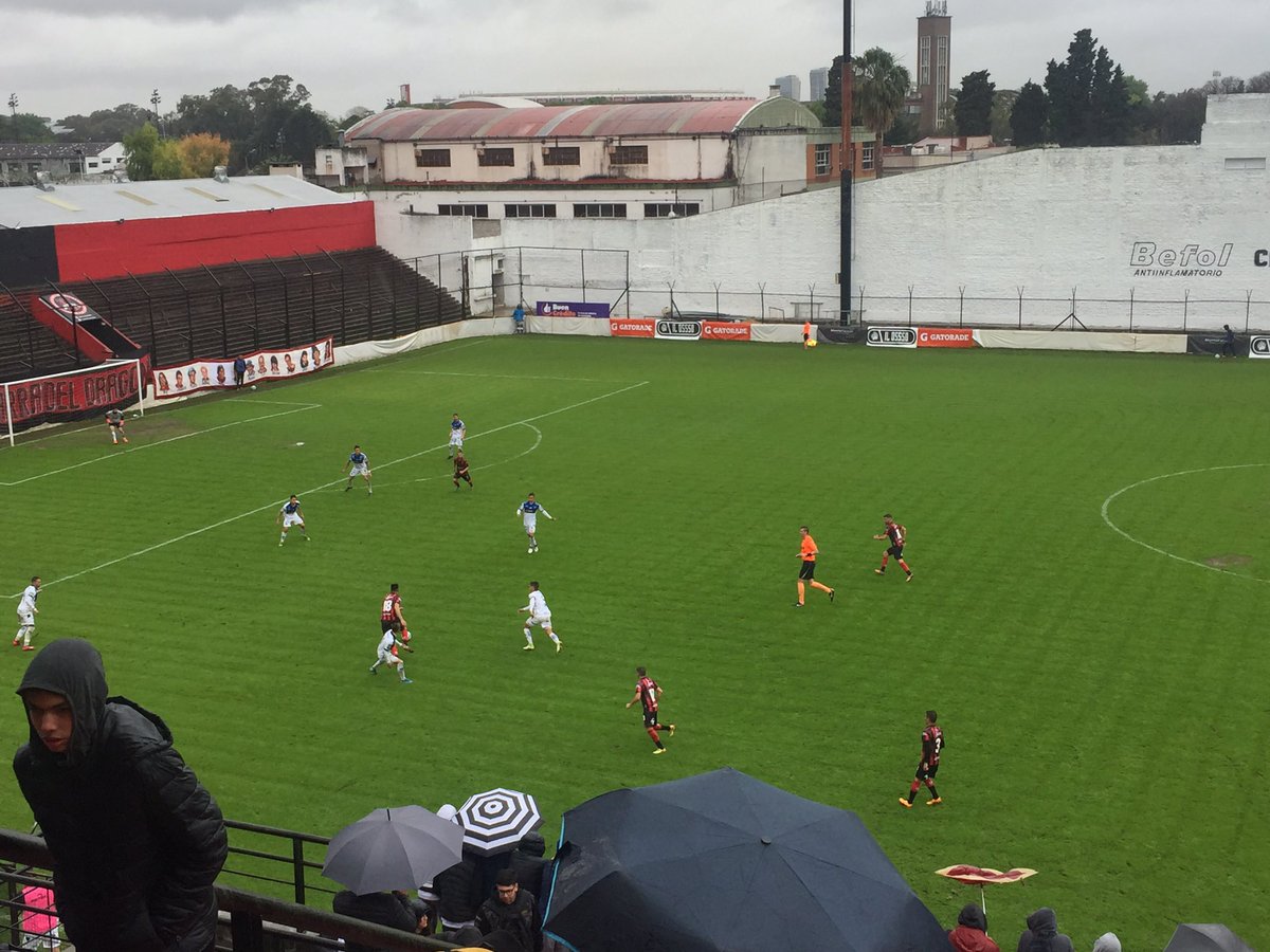 FedePch's tweet photo. #PrimeraNacional | Arrancó el segundo tiempo en el Bajo Núñez, por el momento #DefensoresDeBelgrano y #Alamgro igualan sin goles. https://t.co/Ph3QLxiF2x