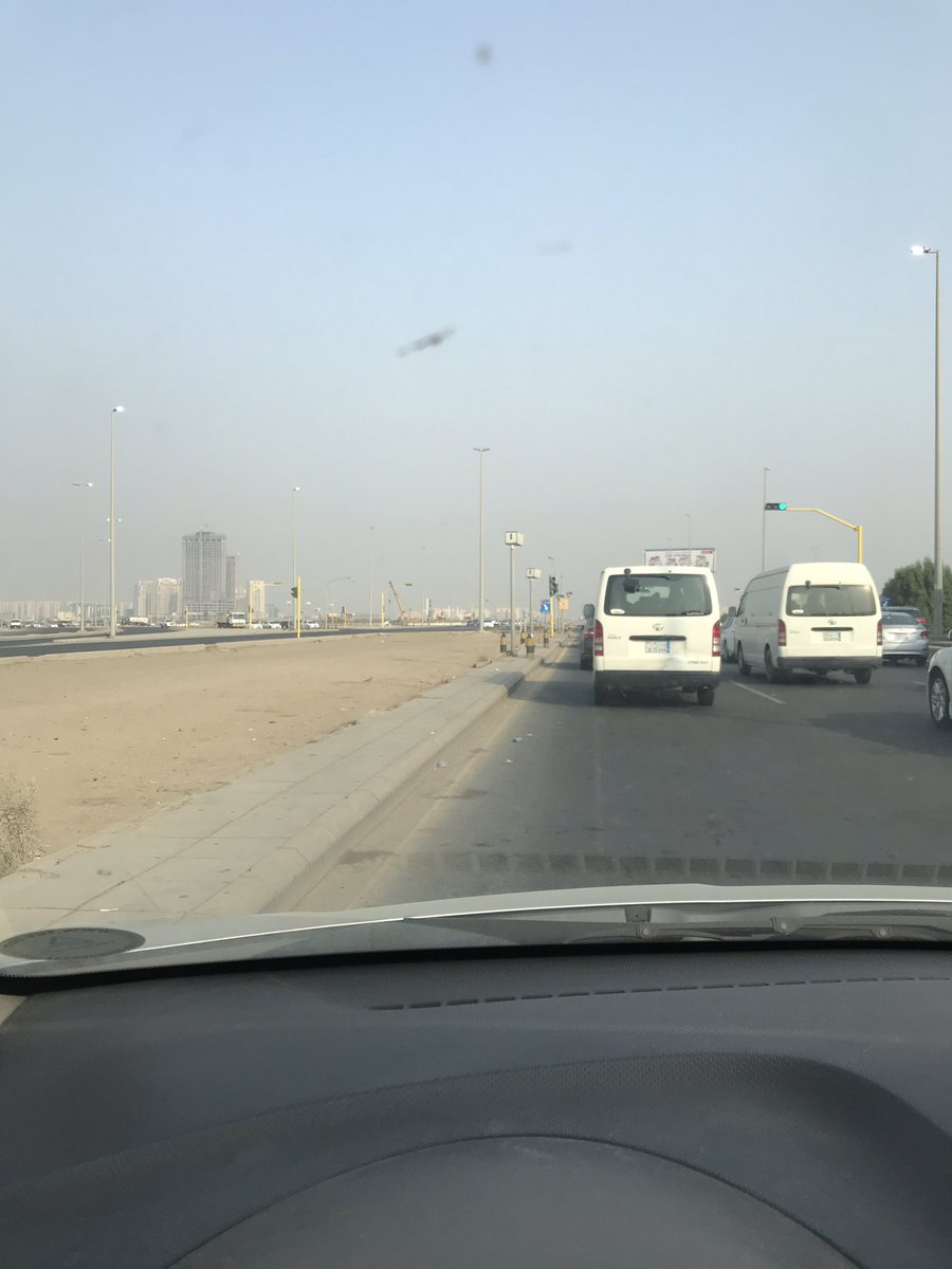 عيون جدة Su Twitter شارع عبدالله سليمان يحتاج إلى عمل إلتفاف إلى الخلف قبل الإشارة وخاصة مع وجود جزيرة وسطية غير مستفاد منها نتمنى منكم Jeddahamanah النظر في هذا الاقتراح وتعميمه على