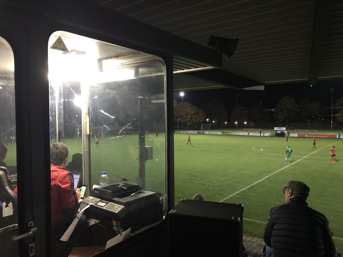 GrummelGru's tweet photo. #Derby: FC Puchheim vs. SV Puchheim. Und Länderspielwoche bedeutet selbst in der A-Klasse: #groundhopper. Ein paar Verzweifelte aus #minga. And me. || #groundhopping #rundumminga #fubbes #fußball #calcio #stadion #stadien #stadiums #supportyourlocalclub #stadionerotiker https://t.co/mjlW2r5ZoP