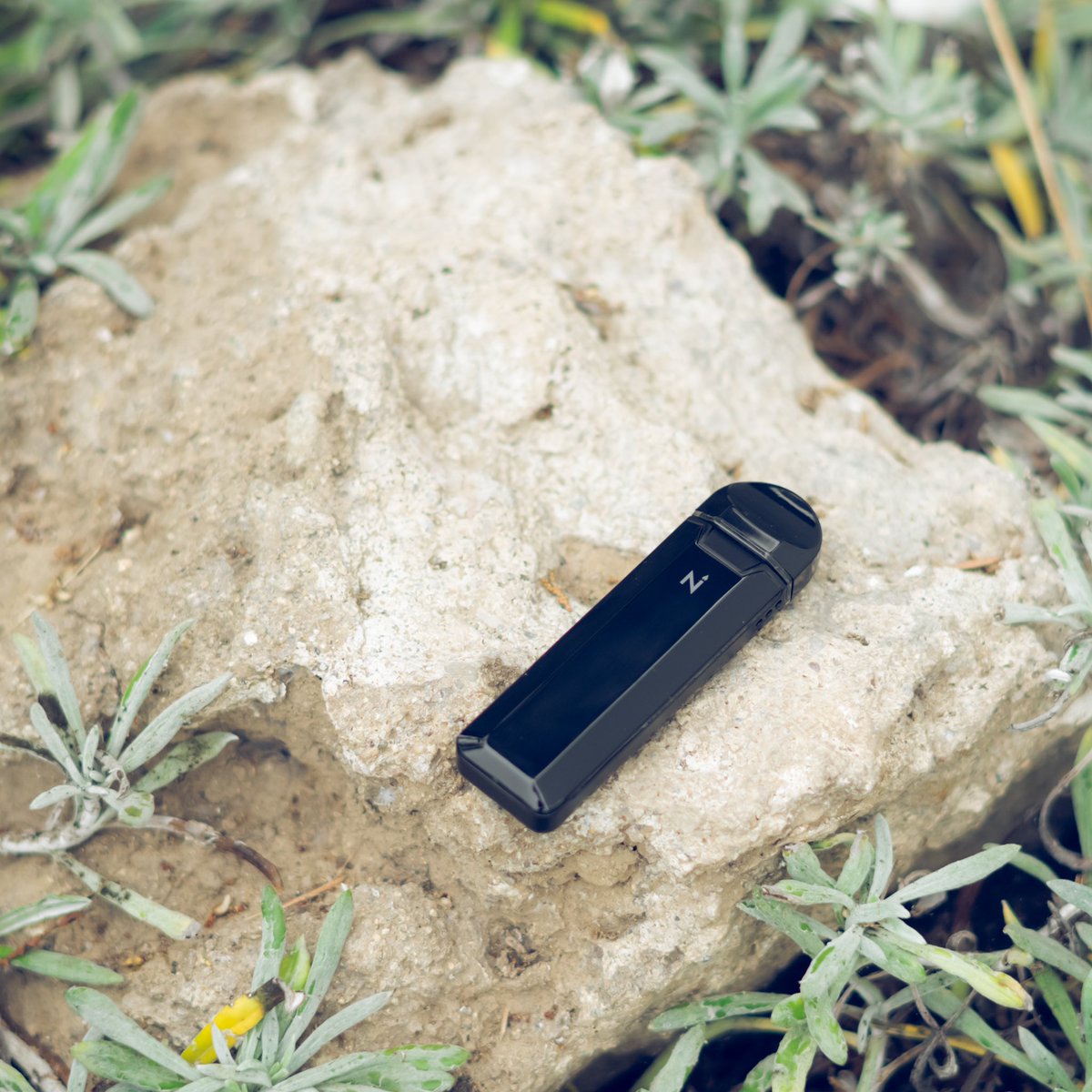 vapordna's tweet photo. With the solid polycarbonate construction of the SuperGood there’s no need to worry cause it can take on any adventure big or small! So shop today on VaporDNA

Shop Today: https://t.co/TcOTOHkHxO

#VaporDNA #SuperGoodPod #BestBangForYourBuck #AdventureReady #Vape https://t.co/2L9iLPr9xW