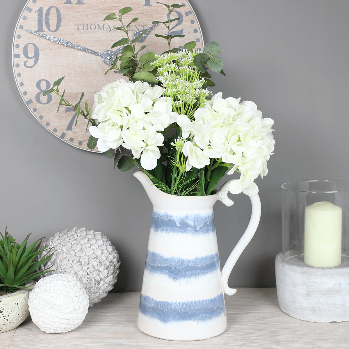 Look no further for the perfect country style jug 💜

#jug #jugs #flowerjug #floral #flowerarrangement #hydrangea #hydrangeas #artificialflowers #fauxflowers #rustic #countryjug
