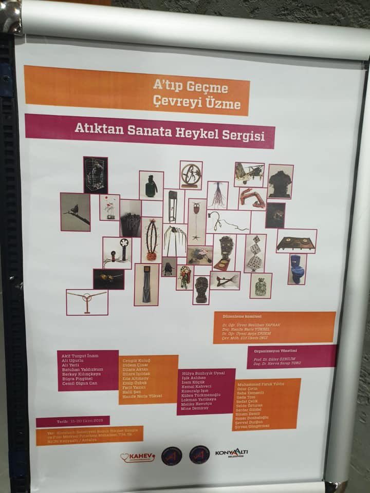 Akdeniz Üniversitesi Tıp Fakültesi ve Güzel Sanatlar Fakültesi Heykel bölümünün yaptığı “#AtıktanSanataHeykel” isimli sergi @konyaaltibld’de açıldı. #KAHEV sanatın ve sanatçının her zaman yanında.
#kadınhekimlereğitimedestekvakfı #atıktansanata
#Antalya #akdenizüniversitesi