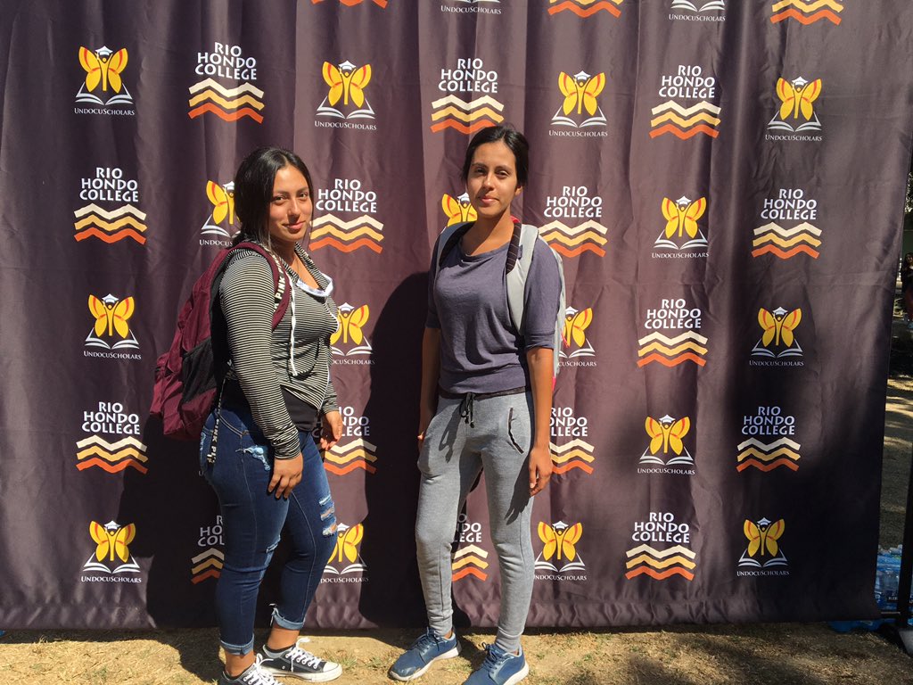 Alicia_Petunia's tweet photo. #iloveriohondo #riohondocollege #undocumentedstudentactionweek #CCCforUndocu https://t.co/sxvYEIoVSH