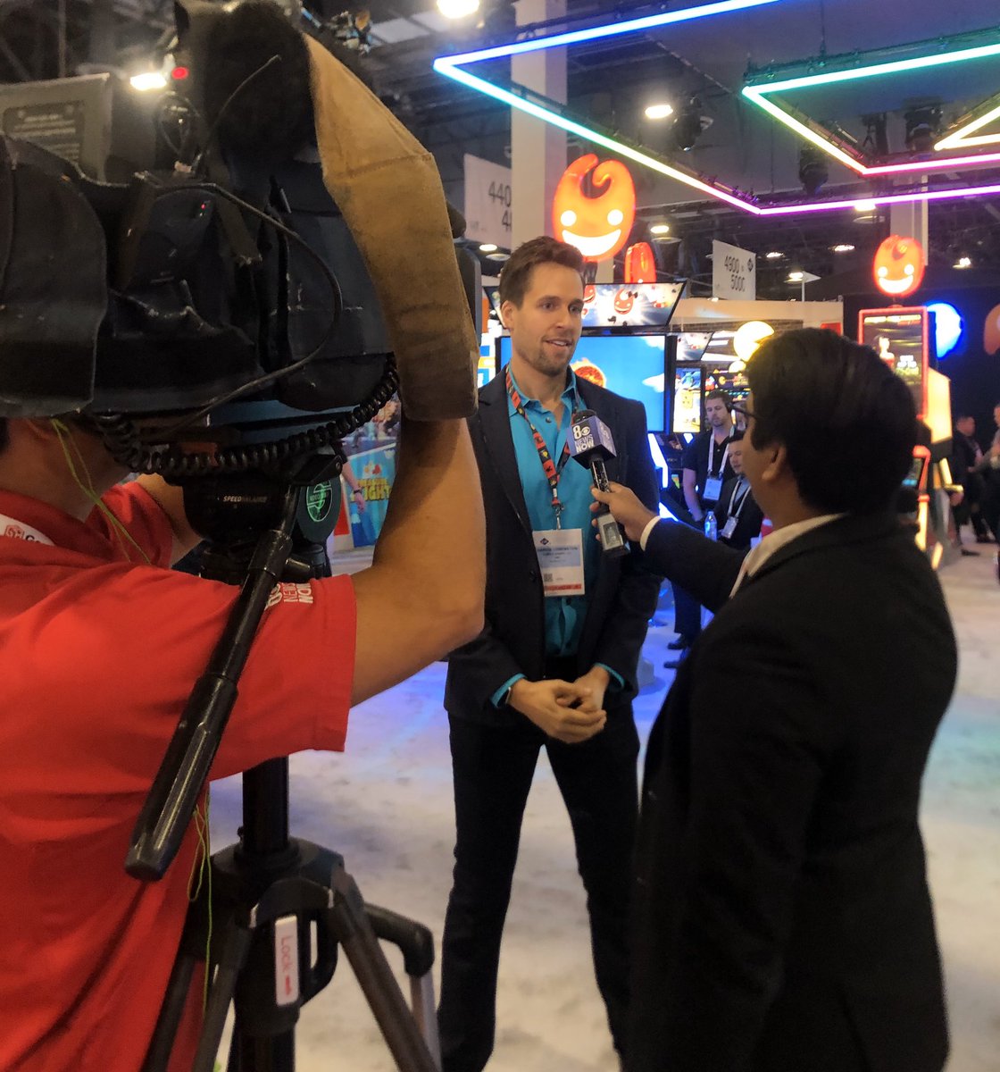 DarionL1's tweet photo. And #g2e is off to a fantastic start! Thanks @cbsnews @8NewsNow for coming by our @gamblitgaming booth and chatting with me about our 20 games and new gaming machines🤓🥳 @G2Eshows #g2eexpo #PacMan #gamblitgaming https://t.co/KonZbsA1J5