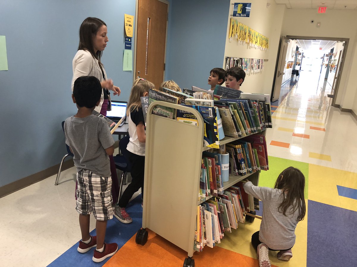 When the media center is closed for the Book Fair, the fabulous  <a href="/SRElibrarymedia/">SRE Media</a> brings down a mobile library! We had some happy readers! ❤️