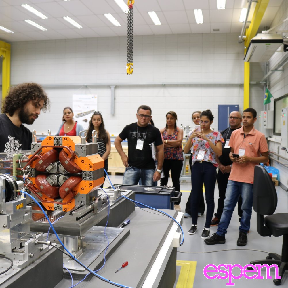 CNPEM's tweet photo. Organizada em parceria com a @sbfisica a #ESPEM acontecerá de 20 a 24 de janeiro de 2020 no campus do CNPEM, em Campinas-SP. Para saber mais, acesse: https://t.co/iFxaKoCimE #diadoprofessor https://t.co/LsuwZO7kjZ