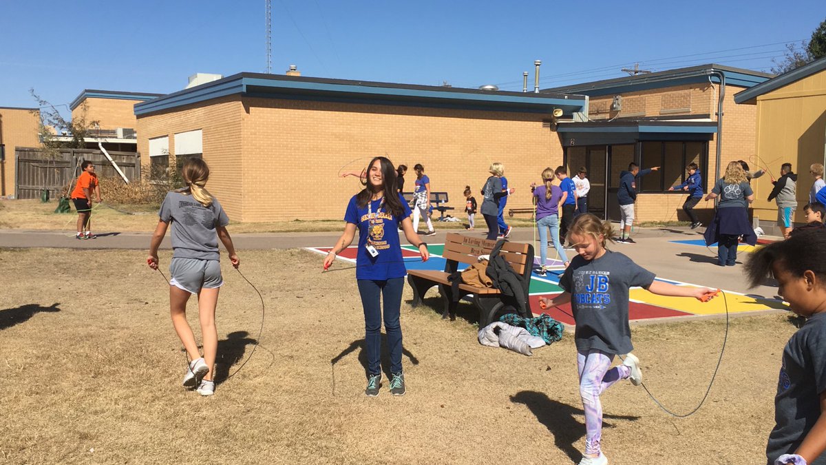 mdhorney's tweet photo. NFL Play 60 at Jennie Barker #JBbobcatpride   #USD457 https://t.co/UbvWsyjvkF