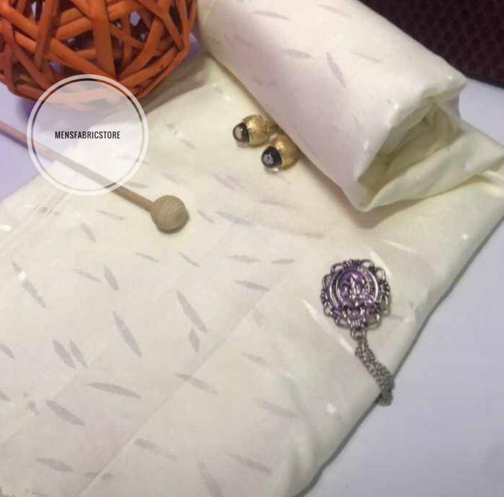 mensfabricstore's tweet photo. Premium cream... Bespoke tailoring available
Dm/Whatsapp to order
⠀⠀⠀⠀⠀⠀⠀⠀⠀
#kaftanformen #senatorfabrics #naijatailor #bespokewears #woolfabrics #senatorwears #cashmere #italiancashmerewool #originalfabrics #naijadesigner #naijaonlinestore #bestseller #naijafabrics https://t.co/emw2oSwCIe