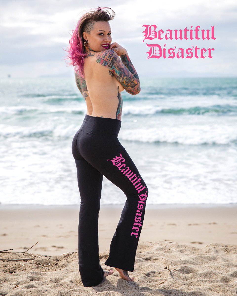 brokendysaster's tweet photo. Holy Faaaak!! Just released!! PINK!! 😍😍😍 
Punk Princess P I N K are live on the site! Oh, and they are on S A L E 💕
Tees or Yoga Pants! 
My favorite!! 
Get one!!! https://t.co/z6RUp9jvMt https://t.co/isc7J6EyLj
