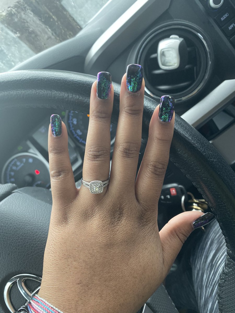 CarterMurphy11's tweet photo. Any excuse to show off my ring💍 https://t.co/LcC2ZLBixs
