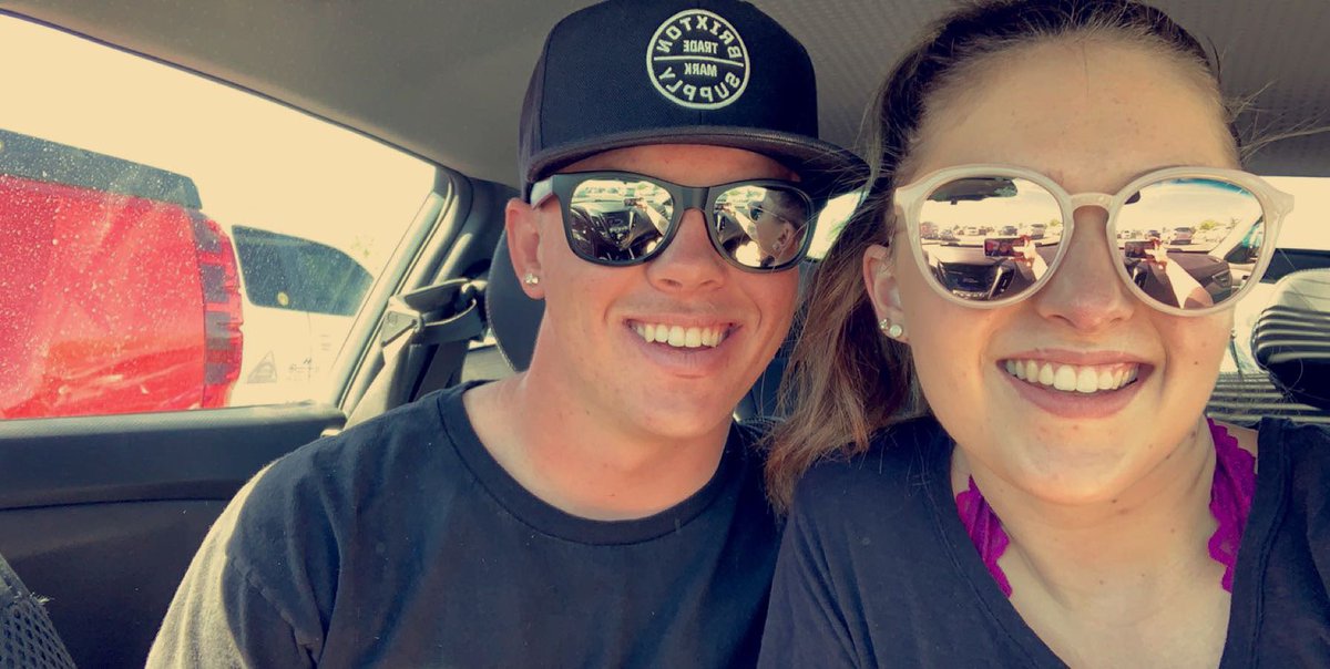 karli_winn's tweet photo. Happy Birthday to this badass! Thanks for being who you are, I’m super lucky to have you in my life! Hope your day is as great as you are🥳💗 https://t.co/IDcw9M0Uyu