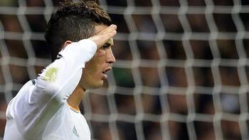 unescozero's tweet photo. @UEFA @ChampionsLeague #DemiralOut
Hepiniz teröre destek veren iki yüzlü alçaksınız. Her TÜRK asker doğar... Bunu o koca kafanıza sokun https://t.co/9TiTCtWty2