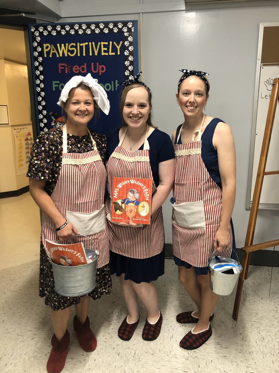 daniellenc00's tweet photo. Mrs. Wishy Washy came to JP today to make reading comprehension meaningful for first graders. #jprocks https://t.co/TCqTzWV72y