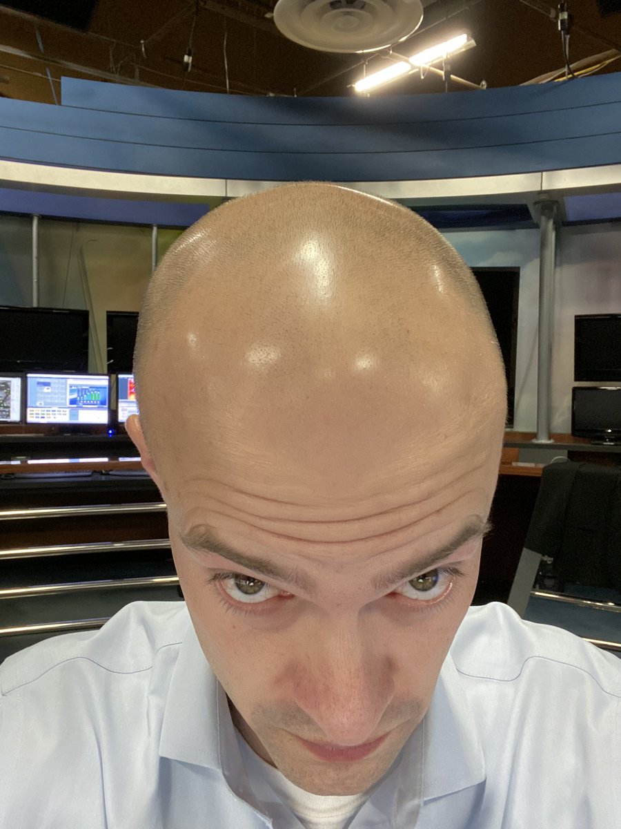 RustyLord's tweet image. This wind has done a number on my hair today.  Just went to the salon yesterday too.  #whatawaste