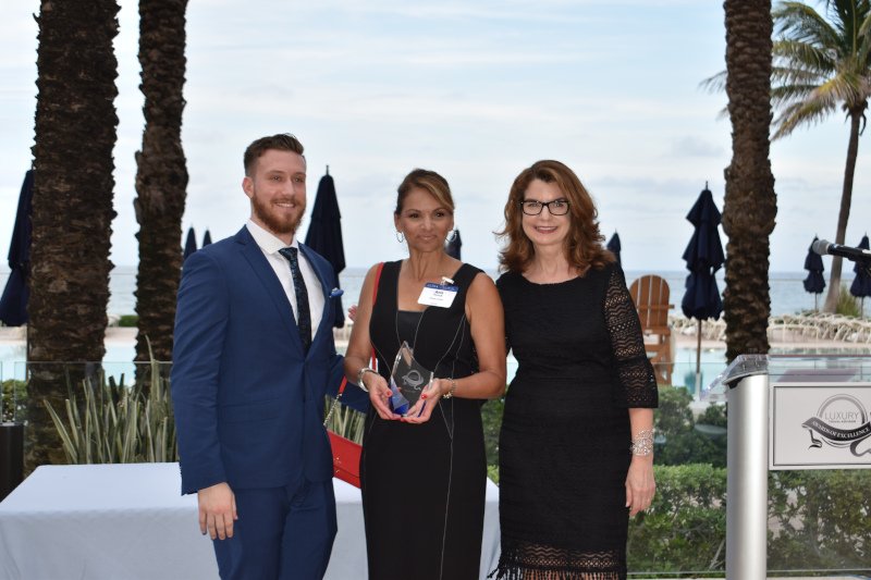 UltraLuxuryExch's tweet photo. Congrats again to all who won an Award of Excellence at #ULTRA2018

#ULTRA2020 https://t.co/aLYJjoSCo2
