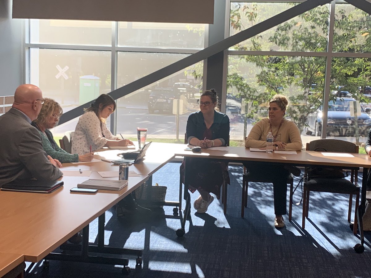 DrBerryAnd's tweet photo. School District of the City of York’s Recruitment and Retention Committee working together to recruit and retain the best talent possible for our students. @pattanupdates @GlosterLetrecia @jckoser @UVA_PLE https://t.co/Z85YWW0LX0