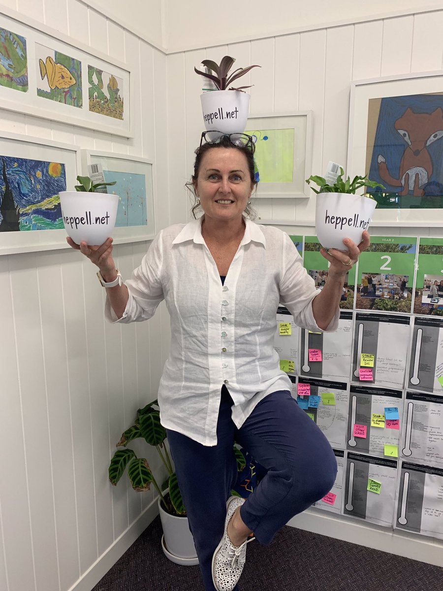 gretelwatson's tweet photo. @stephenheppell  inspired plants and pose.  All you need is light, air, space, inspiration, passion and kids https://t.co/DAheeoMWQM