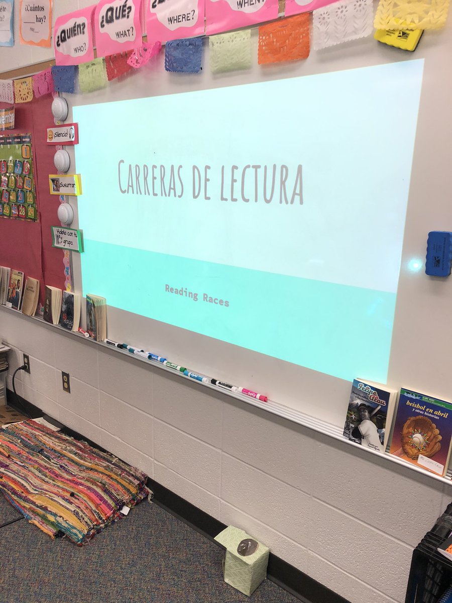 srakubeczka's tweet photo. Running dictation! Reading races en español. 😁👍🏻#StrackSpanish #Rise2Excellence @StrackKISD https://t.co/WME3Y0SVSm