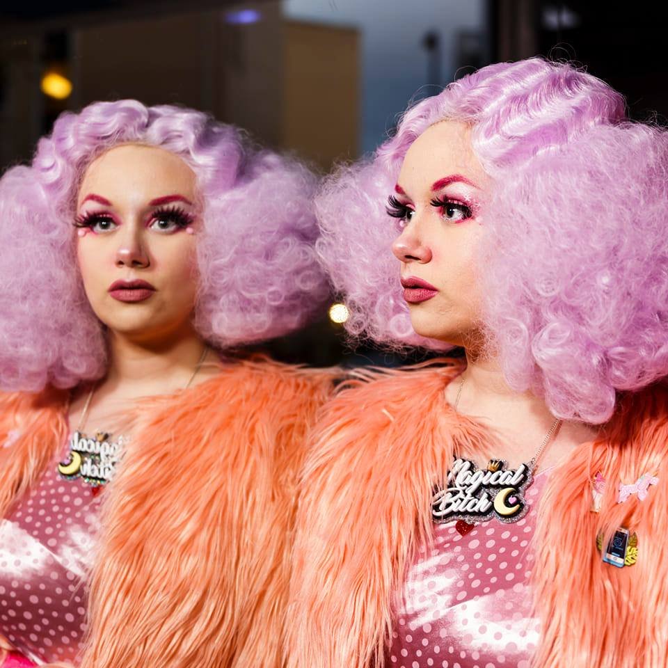 levelupbristol's tweet photo. Time to introduce our cabaret stars who will be delighting us their amazing performances. Jessica Jungle, Pom Pom and Mariana Trench. Along with our MC Gladys All-O'ver, they'll show what real talent lies in the #Bristol Cabaret scene. #drag #cosplay https://t.co/pH7OEHnV97