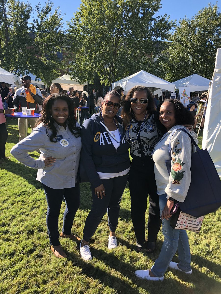 dorian_rose_'s tweet photo. #UNCG Homecoming 2019. Thatโs it. thatโs the tweet #uncghome #uncgalumni #ilovemyUNCG #earlythrowback https://t.co/7fgDmnWMGs