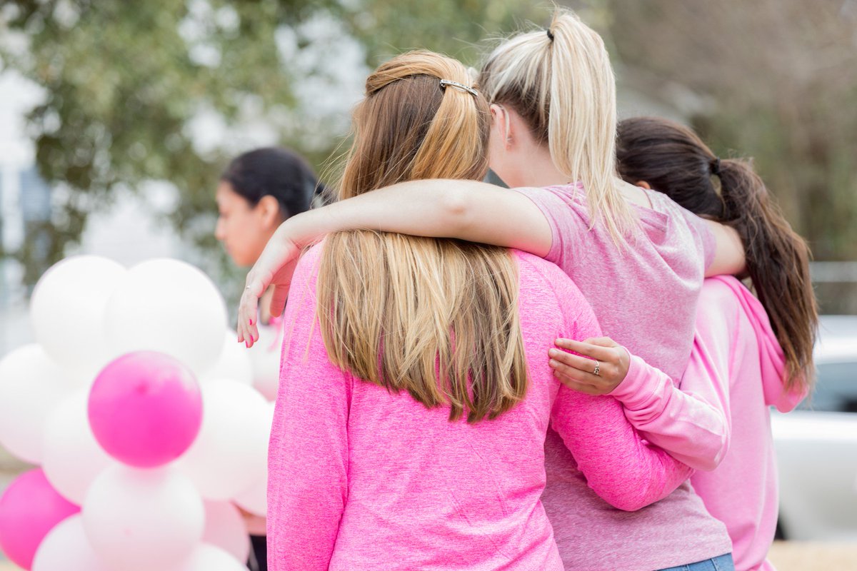 When you purchase ANY @MyAvonCanada product from October 17-31, the Avon Foundation for Women Canada will donate 10% of sales by province to benefit our local breast cancer initiatives. Get shopping today: bit.ly/2BgW8DX