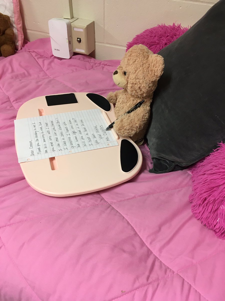 KyleeMclafferty's tweet photo. Mr. Cuddles loves to listen to students reading and then write them a letter about what they read! https://t.co/wA2Wx3r2oZ