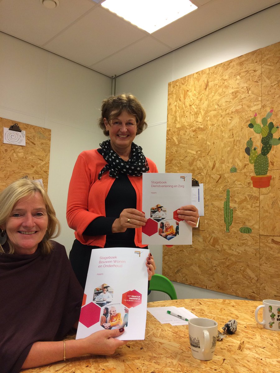 Respect voor deze dames #praktijkschool #goudsewaarden #gouda die toffe stageboeken hebben gemaakt voor hun leerlingen <a href="/borisbaan/">borisbaan</a> <a href="/SBBNL/">SBB</a>