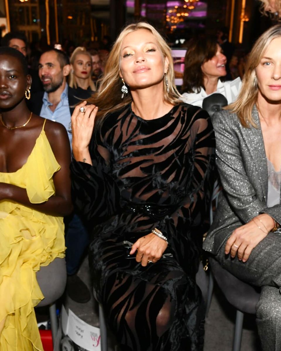 Forever iconic.⁣
Legendary supermodel Kate Moss (@katemossagency) at Rainbow Room.