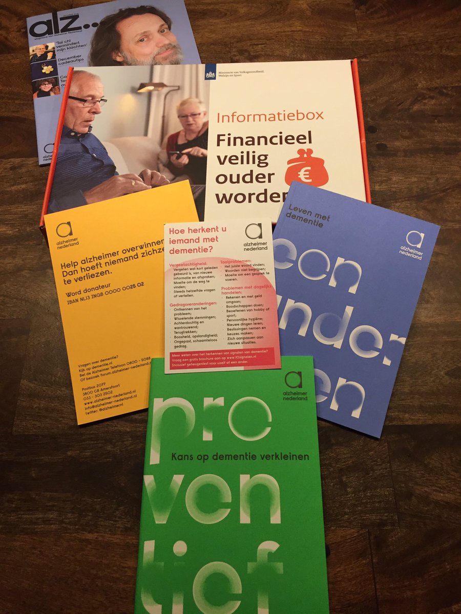 IngeHuuskes's tweet photo. Vanavond samen met collega Ingeborg de Groot namens @RabobankAV informatie gegeven over financieel veilig ouder worden @Openvensters te Ameide #Alzheimertrefpunt https://t.co/pT2NOZTkHk