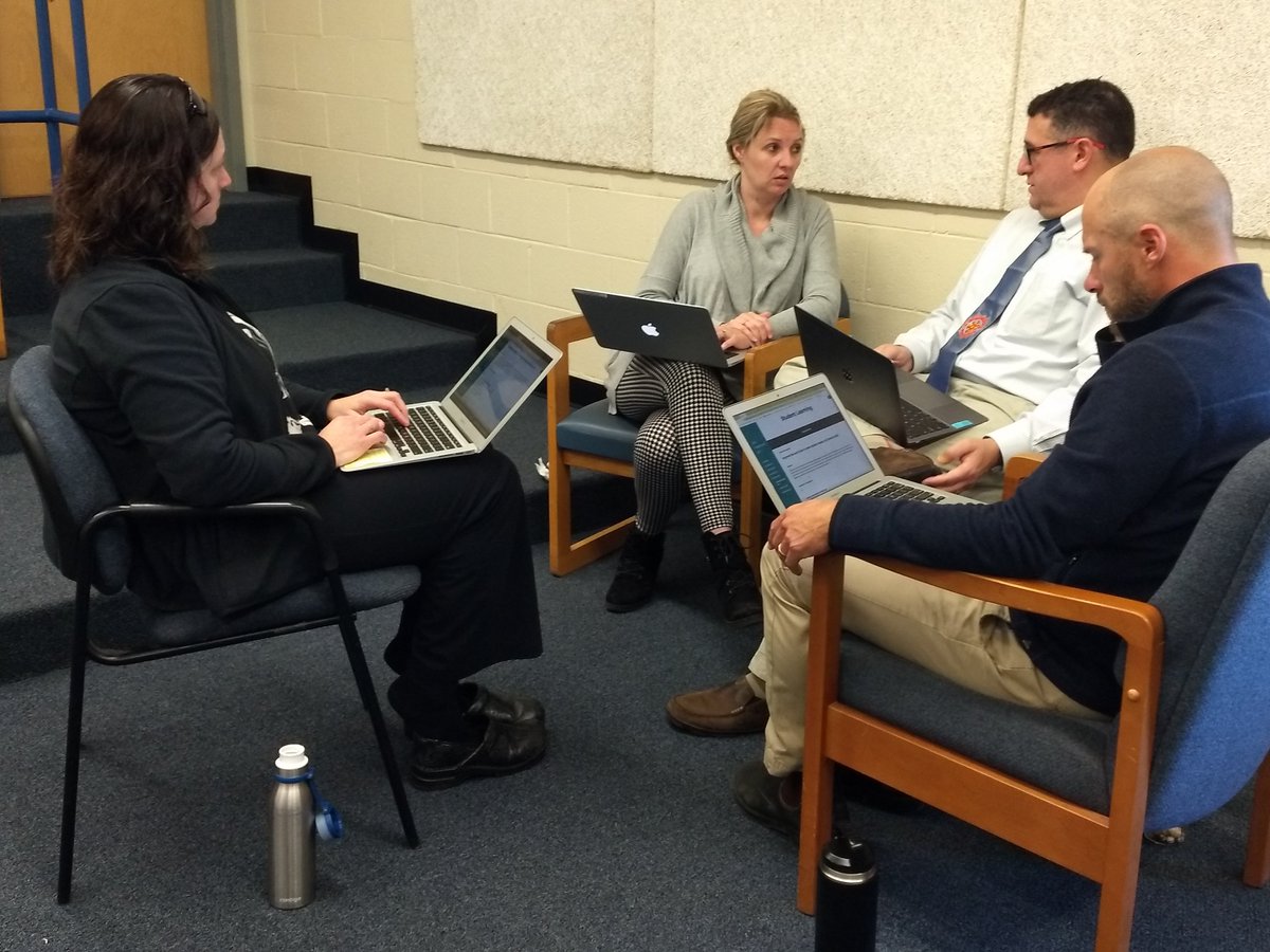 Bev Davis tweet media