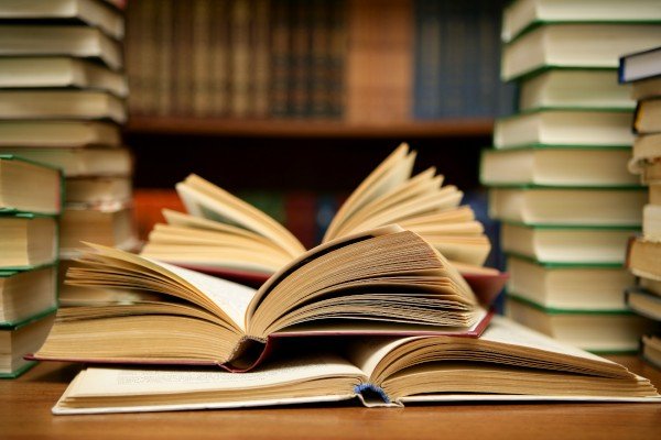 750Publishing's tweet photo. Interesting #publishing trend to watch:

The number of #books self-published in the United States saw more rapid growth in 2018, jumping 40% over 2017, according to Bowker’s annual survey of the self-publishing market. 

https://t.co/nqy1rpRark https://t.co/DXLUQCvVLw
