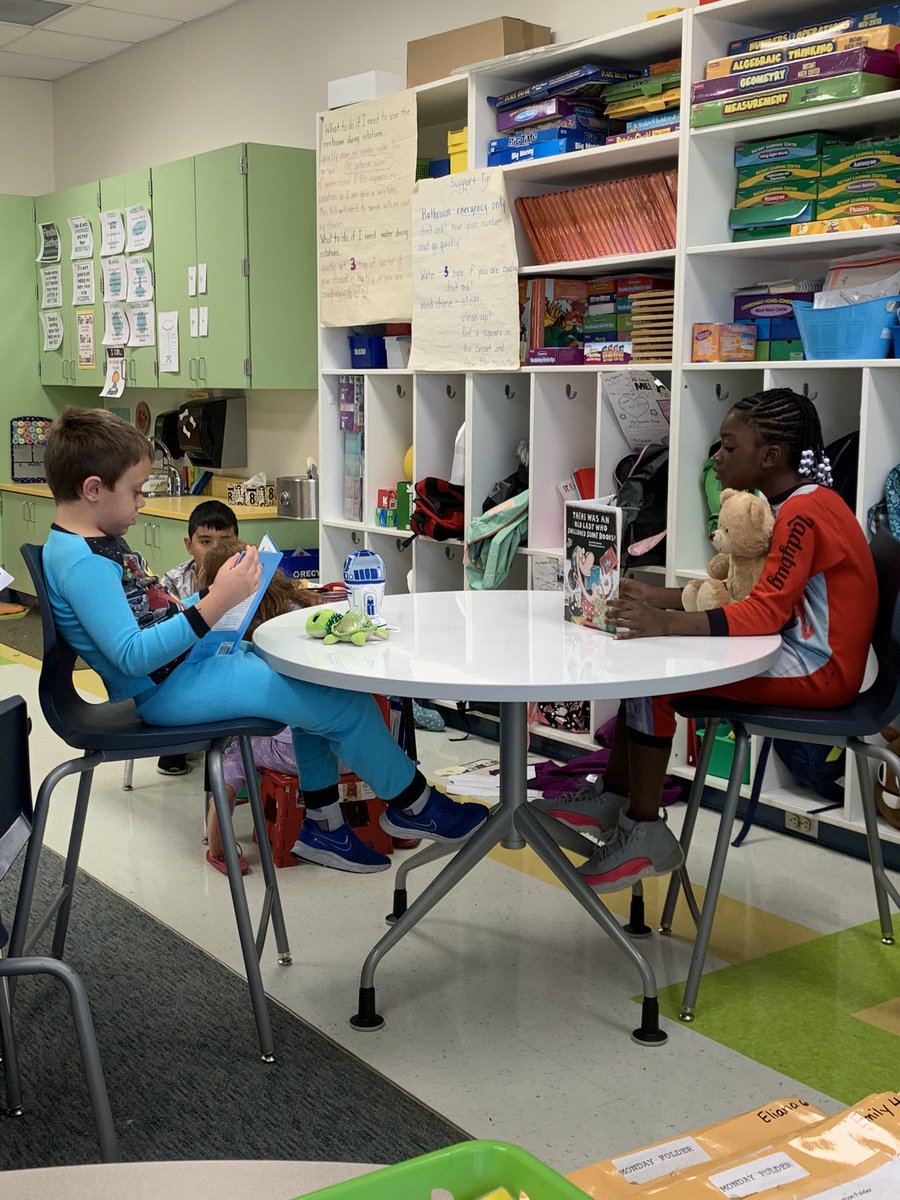 AESsecondgrade tweet picture