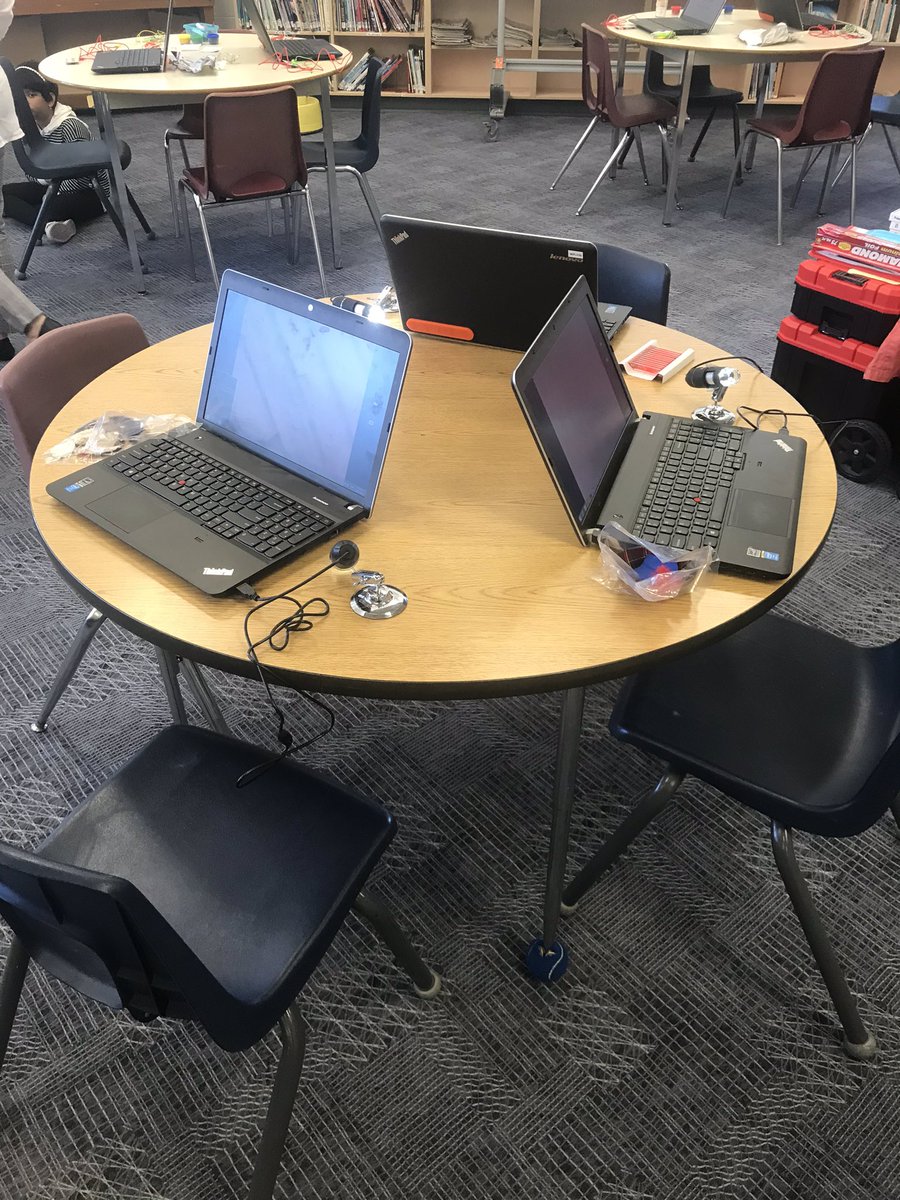 mrsmaccormack's tweet photo. More stations from our tech playground today. #ourlibraryrocks #WPL @WaterlooLibrary @lnhwrdsb https://t.co/BZsUWUXo1G
