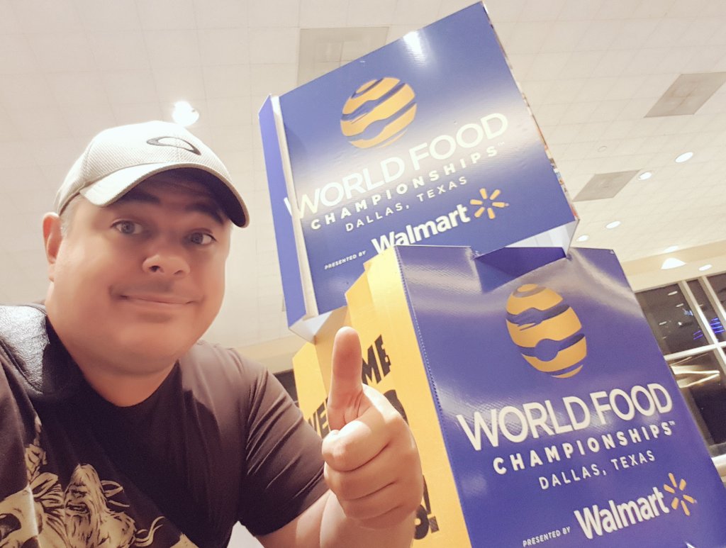 C_Mask1's tweet photo. Finally in Dallas, TX for the #WorldFoodChampionships2019! The Bacon catagory goes Thursday morning.
The Stars at night....are big and bright....
#unMASKingfood #BrokenAntlerBBQ #Sudbury #northernontario #OffTheChipWagon #eastlinkcommunitytv #Timmins #CBBQS #broilking https://t.co/1C0bDaioLT