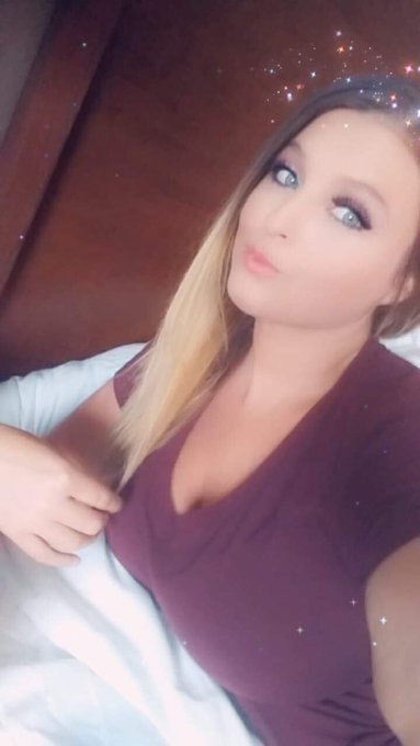 Letting go can be one of the hardest obstacles in your life but sometimes it's for the best💗 https://t<a href="/tag/neverstarving"class="tags"><span>#neverstarving</span></a><a href="/tag/alwayshustling"class="tags"><span>#alwayshustling</span></a>