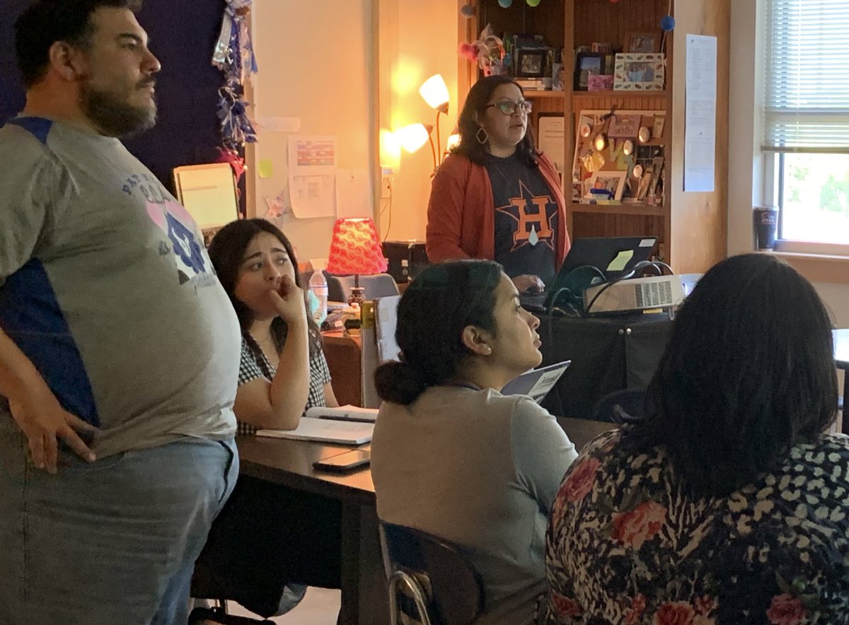 MrsVLJohnson90's tweet photo. Do you know how amazing the SE department is at Neff MS??? I am so proud to be apart of this rock star group!
They leaded 2 mini-conferences during our Texan Tuesday! #ProudtobetheCC #WeArePatNeff #AllMeansAll #YepTheyRock #StandingRoomOnly #VIPtraining https://t.co/uOvsRiaOmi