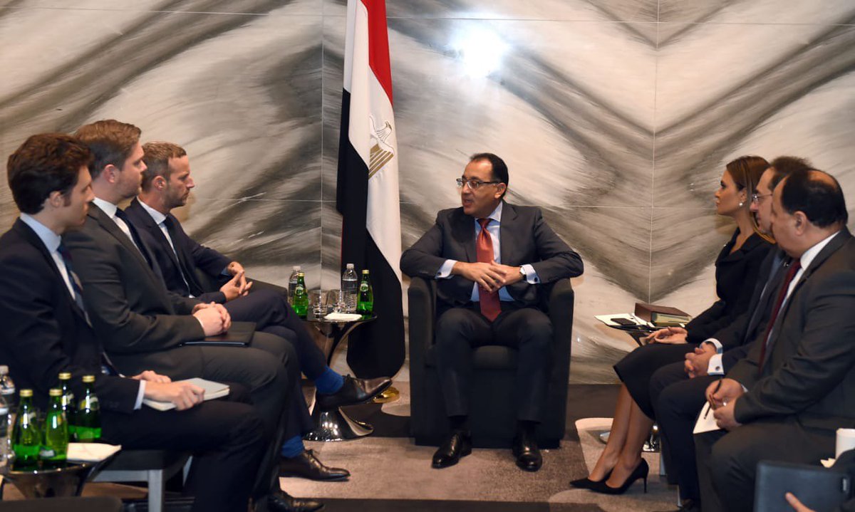 خلال زيارته واشنطن، التقى الدكتور مصطفى مدبولي، رئيس مجلس الوزراء اليوم، آدم بوهلر، رئيس مؤسسة التمويل الدولية DFC المنشأة حديثاً لتحل محل مؤسسة الاستثمار الخاص فى الخارج Overseas Private Investment Corporation OPIC bit.ly/33JgZvZ