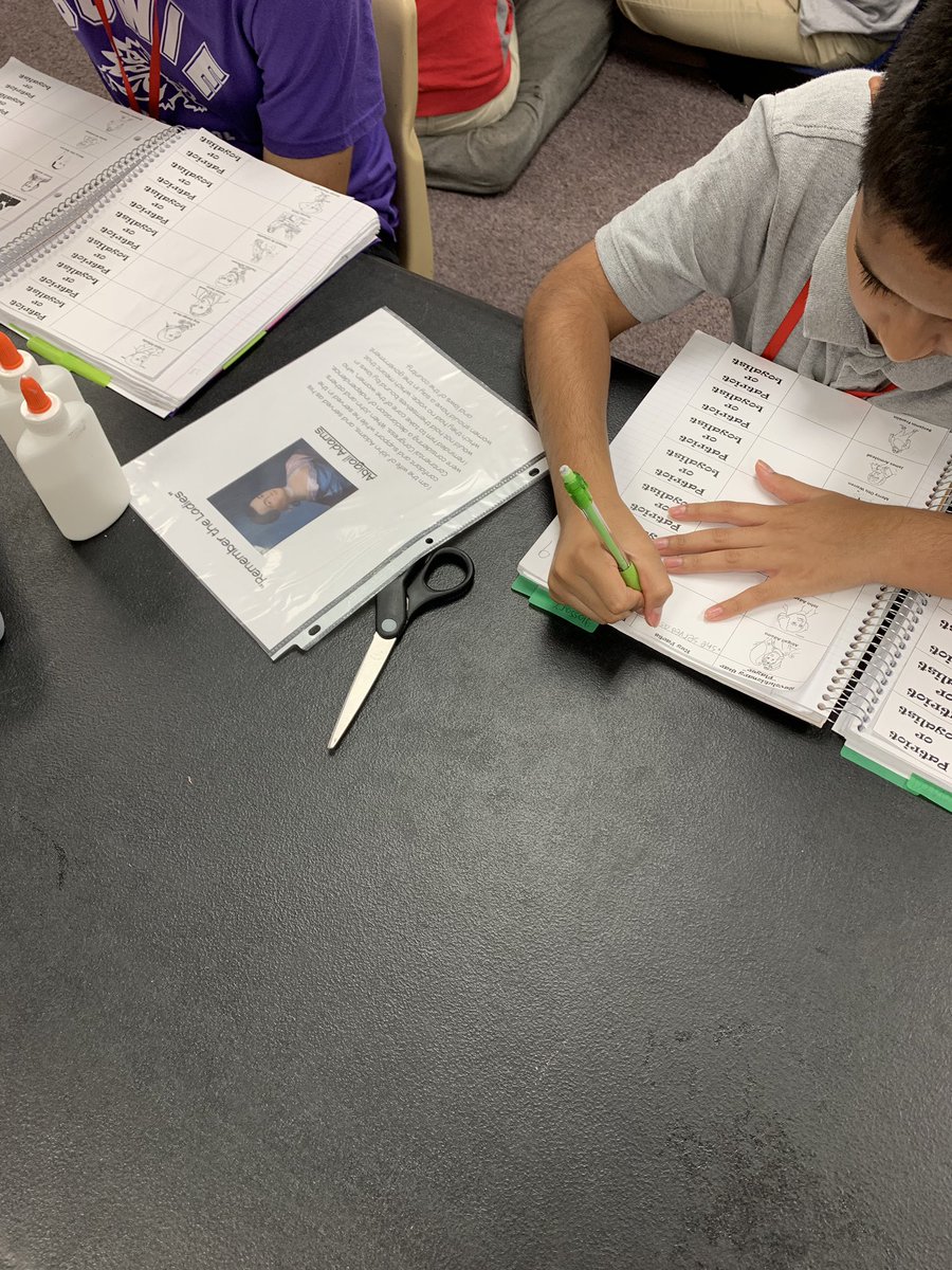3Bros_And_A_Bow's tweet photo. Tales from the Middle School Classroom ... People Of The Revolution! Time to Rise Up! 🎵 #reading #writing #collaboration #HornedFrogStrong #limitless #TEAMECISD @BowieMSAVID @AVIDlady_odessa @ECISD_AVID4ALL @EcisdSocial @Lin_Manuel https://t.co/mAj1rbieVp